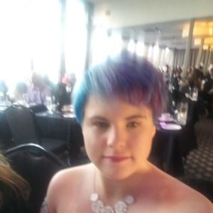 Meet your Posher, Alexandra